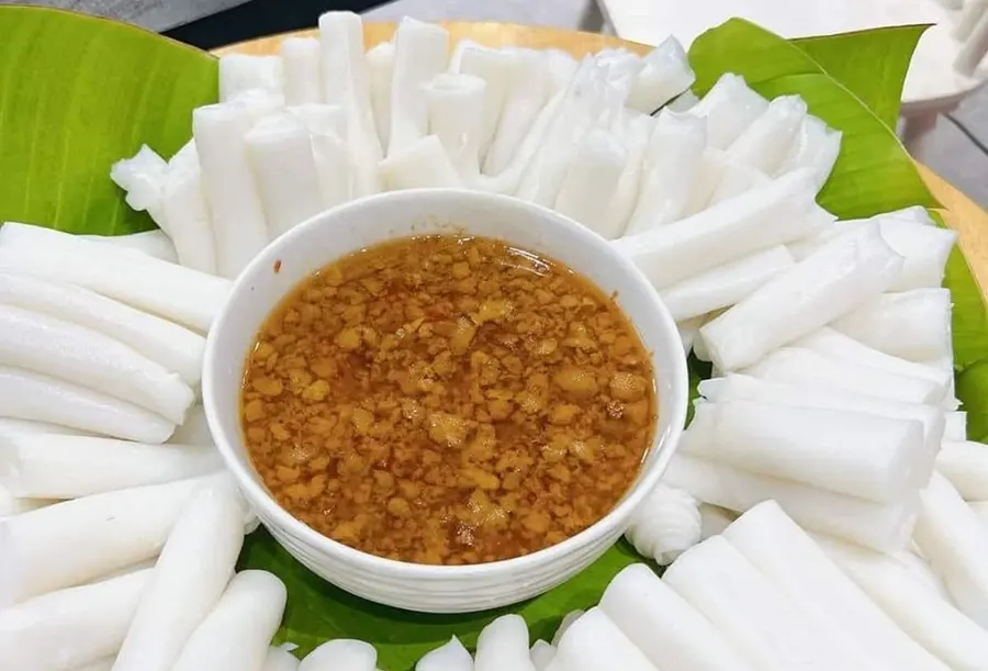 Bánh gật gù Quảng Ninh