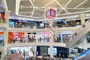 Bên trong Vincom Plaza Hạ Long