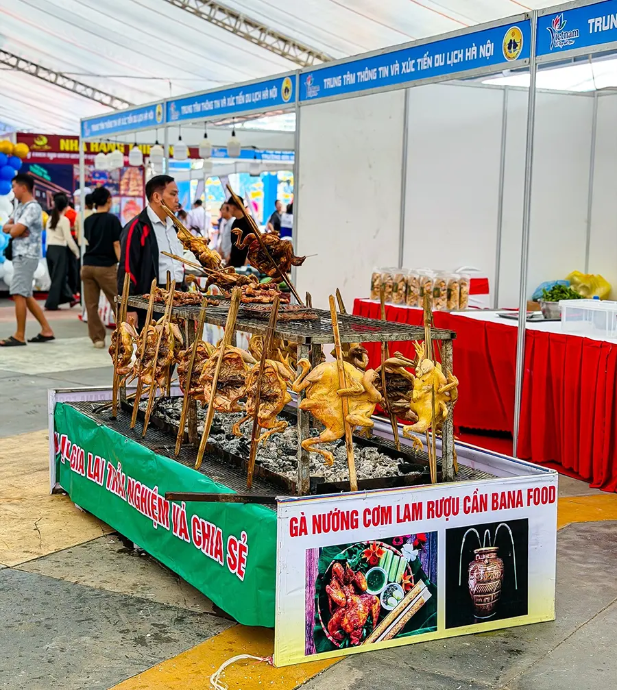 gà nướng cơm lam