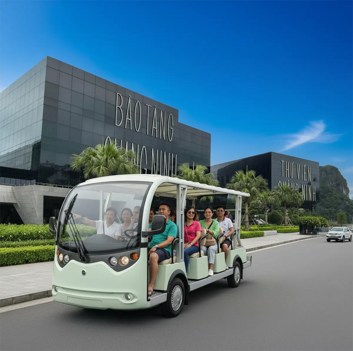 xe điện hạ long minh họa